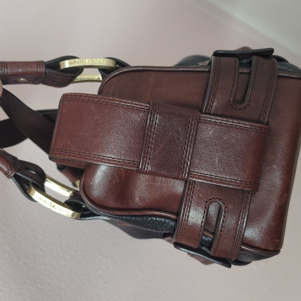 Michael Kors Vintage Purse - Picture 5 of 10